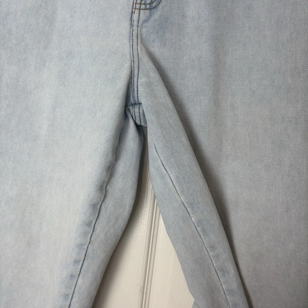 Bill Blass Vintage High Rise Mom Jeans Size 10 Easy Fit Straight Leg Light Wash - Picture 12 of 13